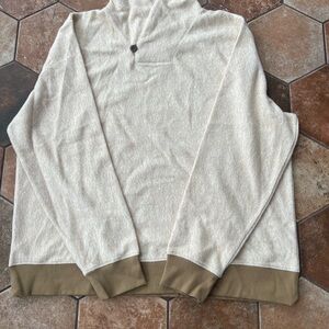 L.L. Bean Men’s Cream and Tan Soft  Pullover XXL
